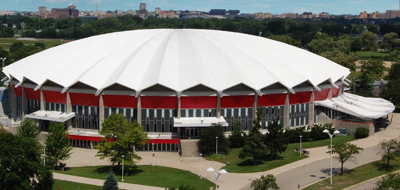 Veterans Memorial Coliseum at Alliant Energy Center