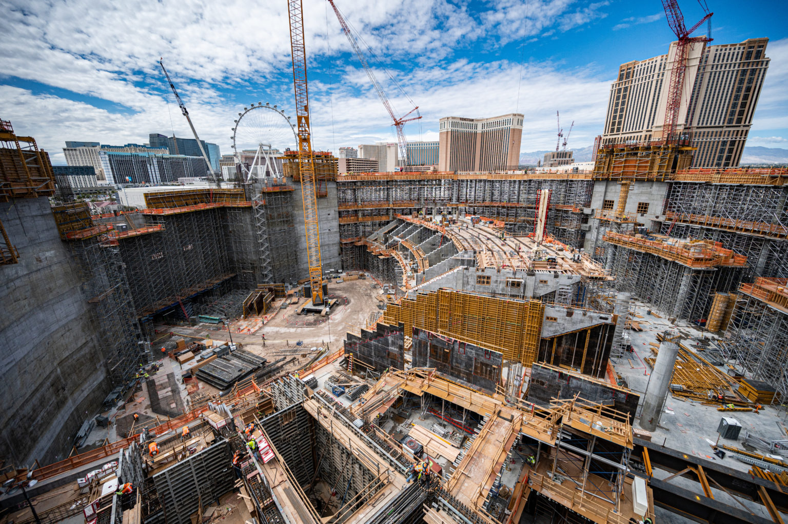 msg-sphere-at-the-venetian-reaches-latest-construction-milestone